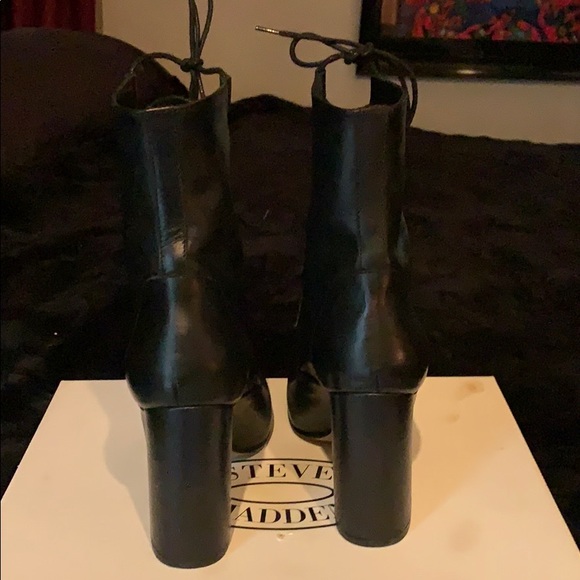 REXEY Lace Up Bootie - Picture 3 of 5